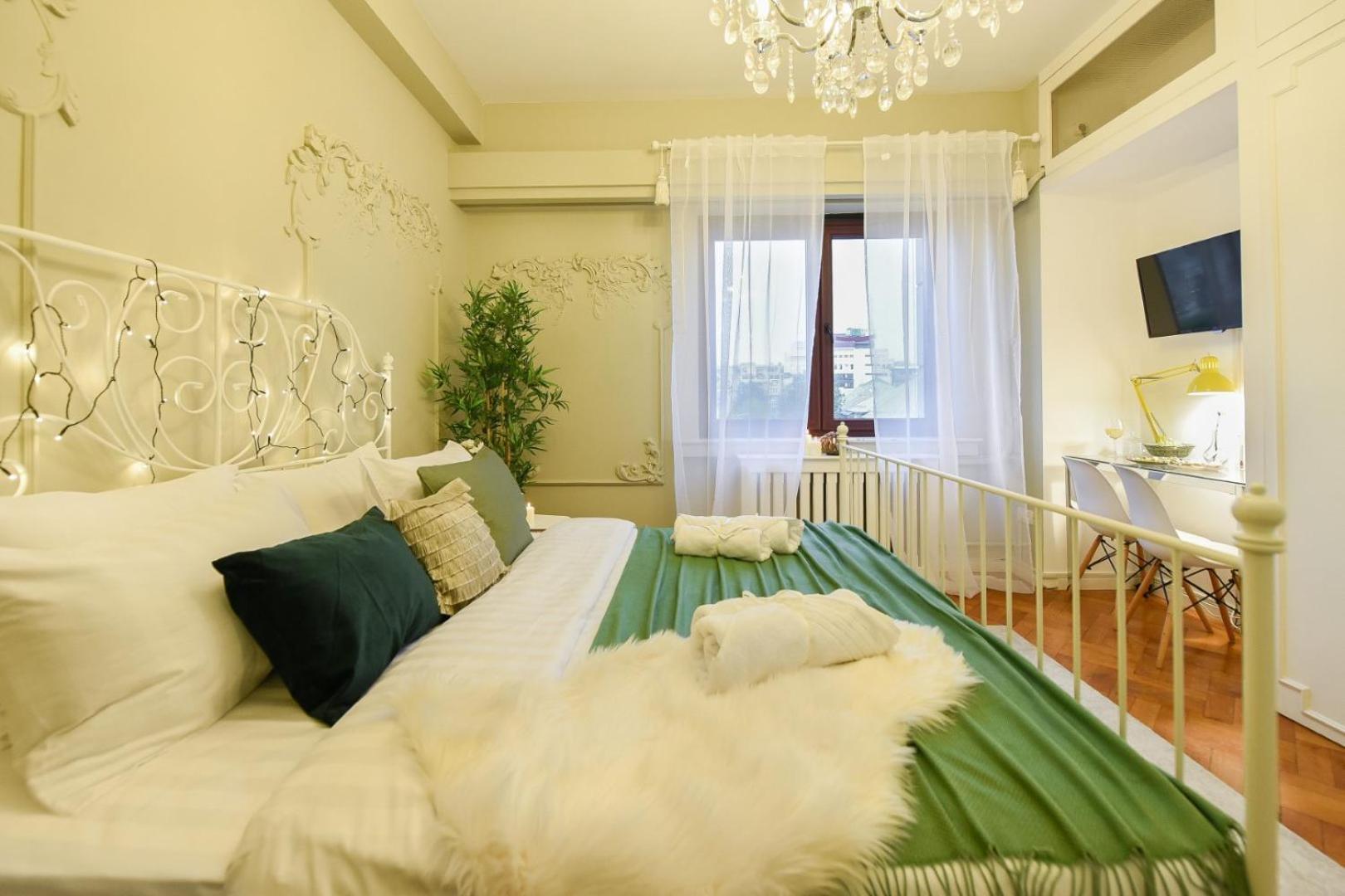 Cozy Studio Overlooking The Old Town بوخارست المظهر الخارجي الصورة