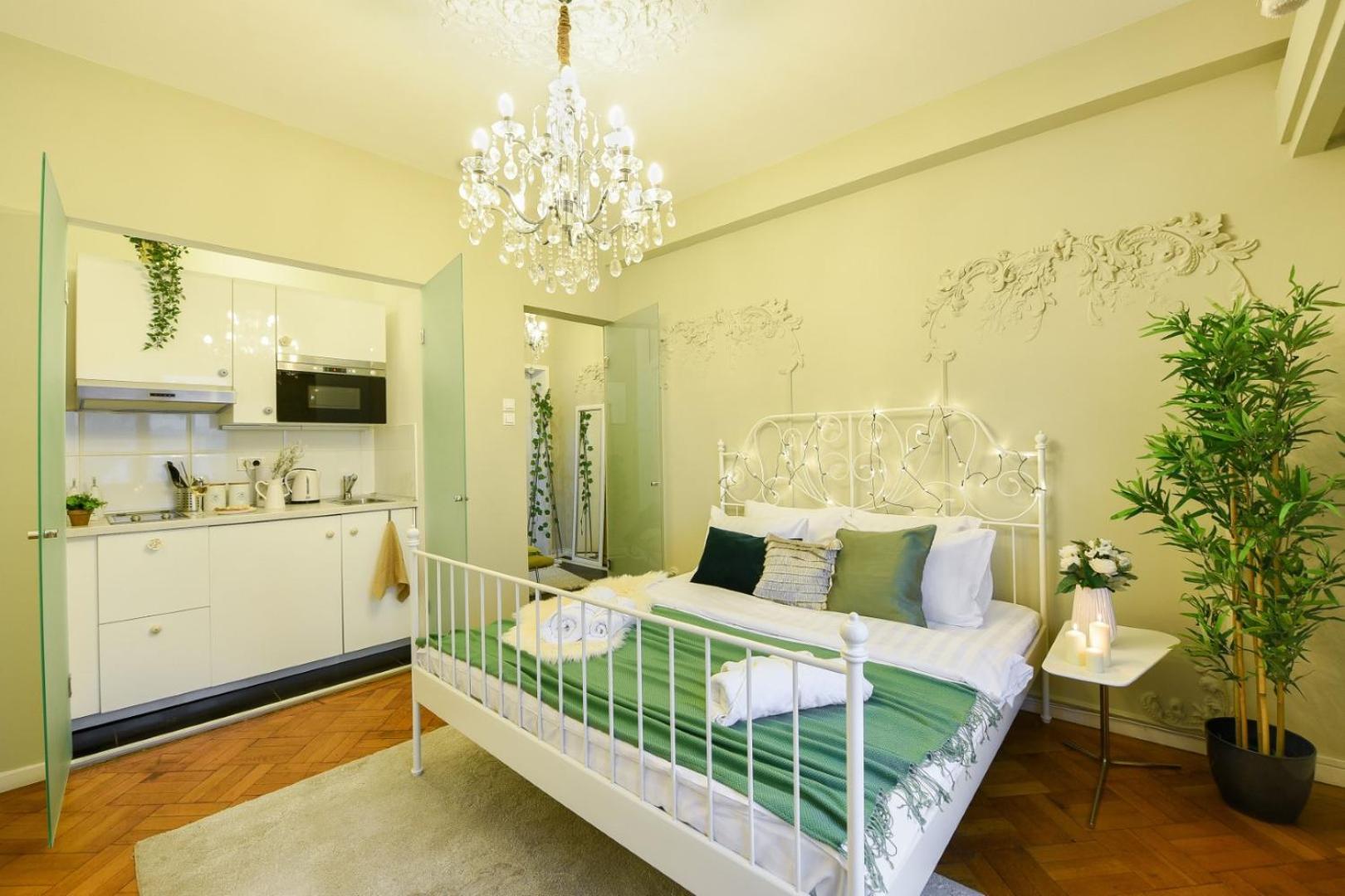 Cozy Studio Overlooking The Old Town بوخارست المظهر الخارجي الصورة