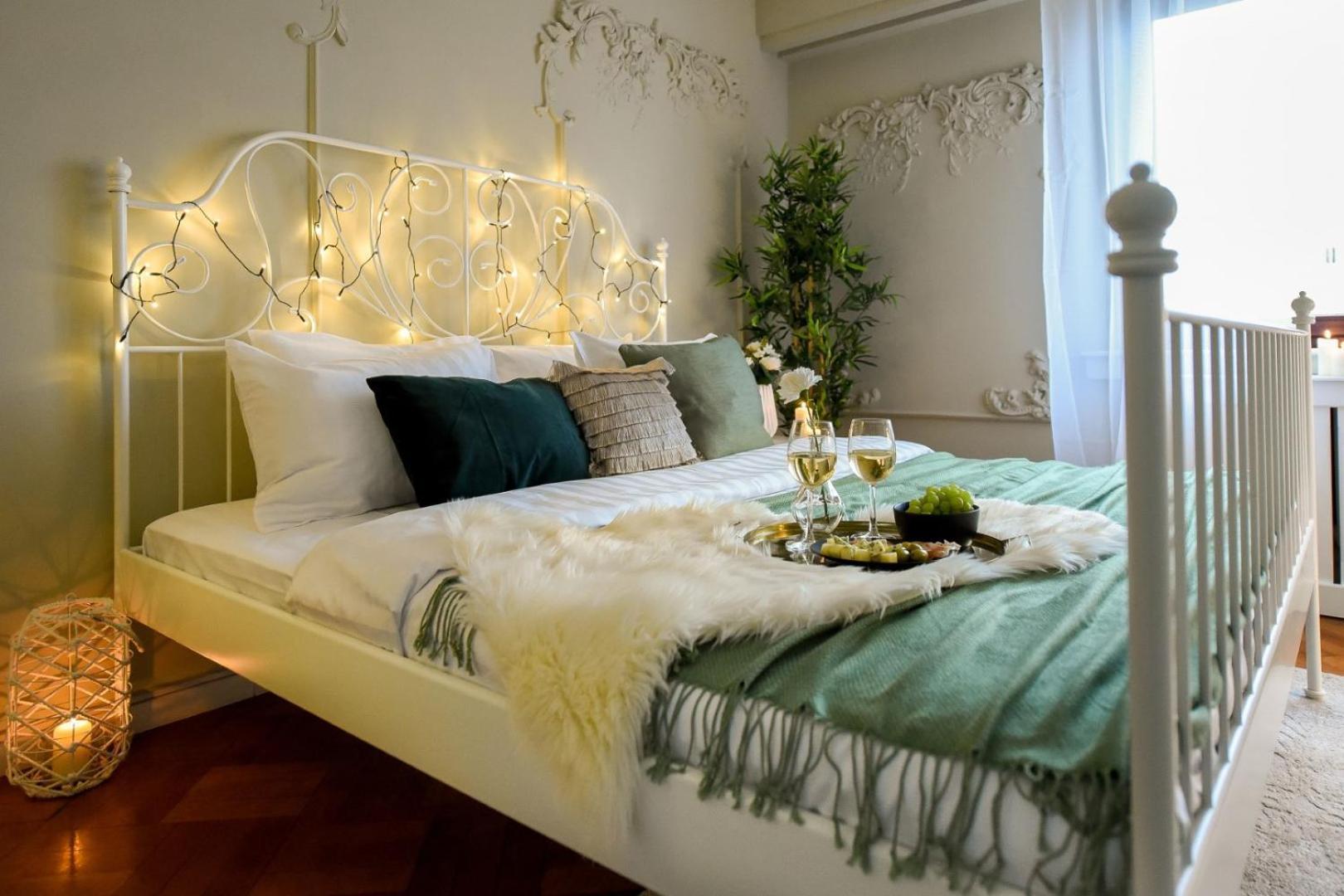 Cozy Studio Overlooking The Old Town بوخارست المظهر الخارجي الصورة